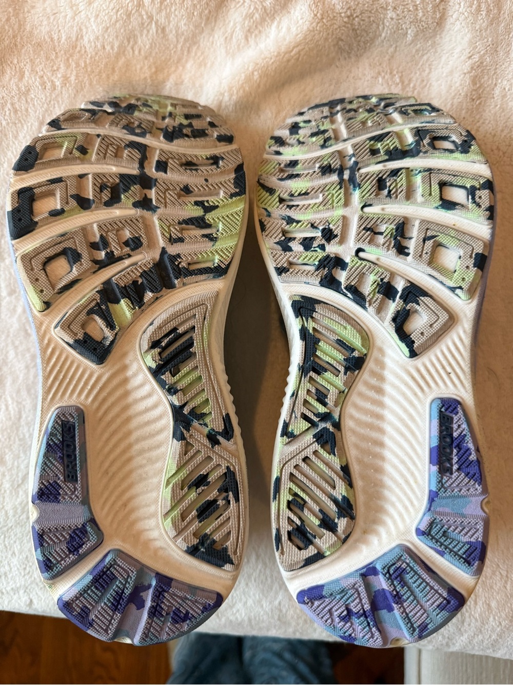 Brooks Women's Ghost 17 tennis shoes - Picture 4 of 4